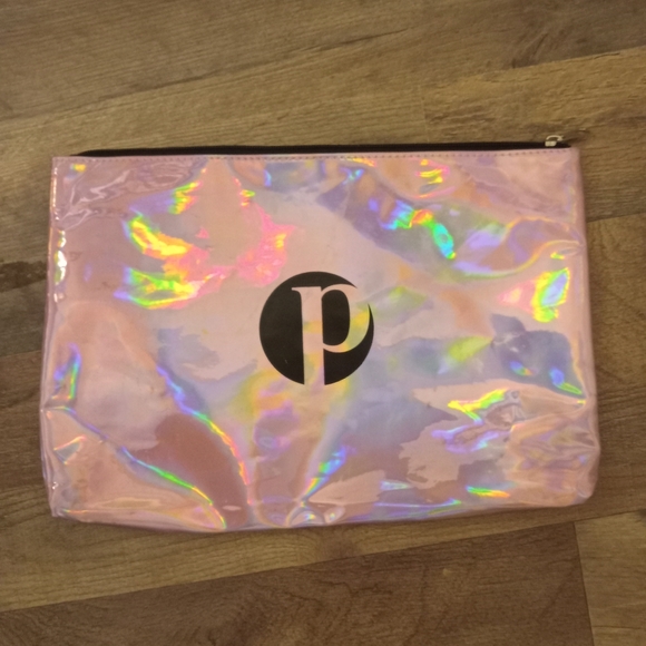 Be Posh large makeup bag - Picture 2 of 3
